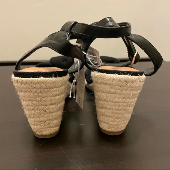 OLD NAVY Knotted Canvas Espadrille Wedge Sandals in Black Jack - Picture 8 of 11